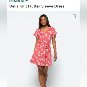 NWT French Grey Delia Knit Flutter Sleeve Dress-Coral color
